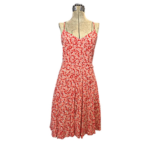 GAP Dresses & Skirts - Gap-Women’s Medium sweat-heart fit-and-flare floral dress
